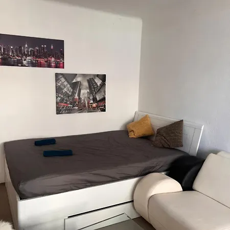 Apartment Апартаменти *
